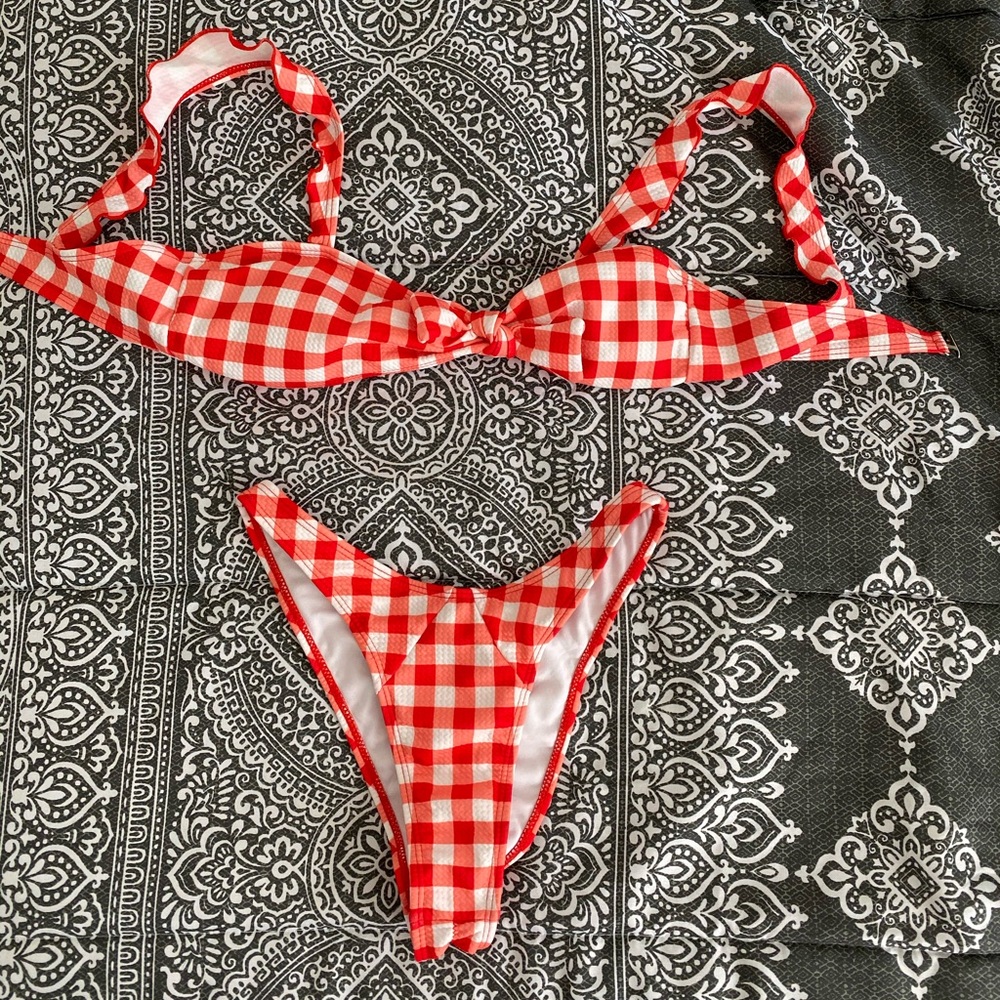 Zahara bikini